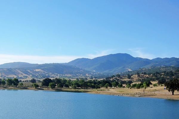 Brite's Lake, Kern County